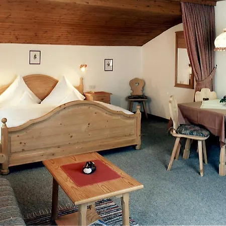 Apartamento Zum Schmiedhainzer